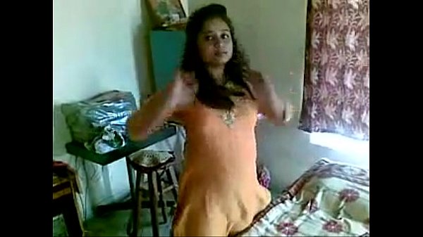 indiangirl.pro shows Desi Girl Exposed nude for first time video